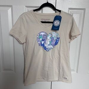 NWT Life is Good Women's Heart of Cats Short Sleeve V-Neck Crusher Tee